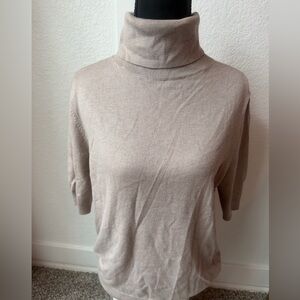 Ann Taylor taupe short sleeve summer sweater new size medium Turtleneck